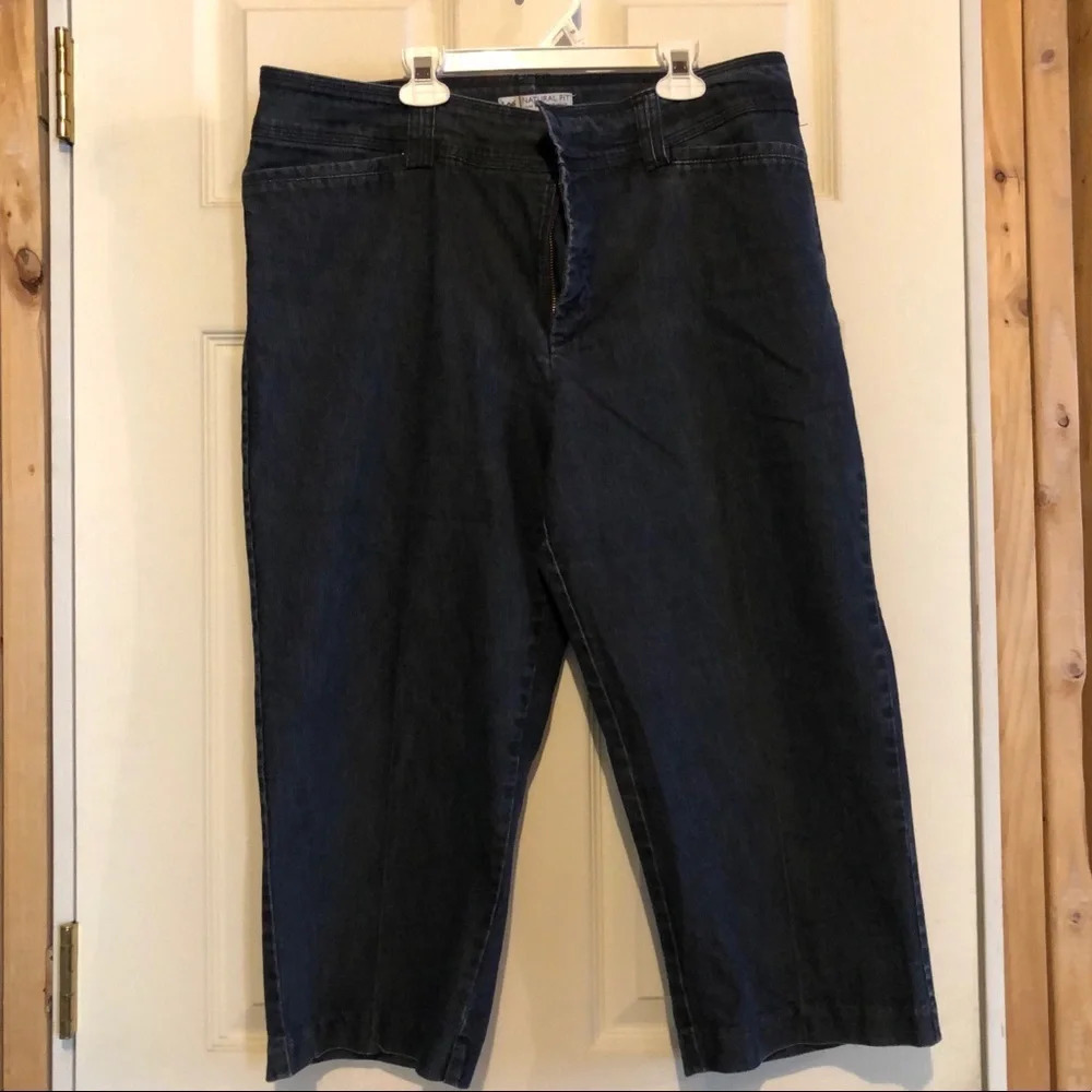 Lee Natural Fit Capris Dark Blue Womens Size 16
